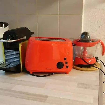 Proche Marche Au Coeur Du Centre + Wifi Apartment